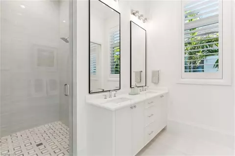 Bath - 592 Pine Grove Ln, Naples, FL 34103 photo 3 of 6
