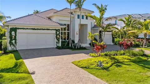 Exterior - 592 Pine Grove Ln, Naples, FL 34103 photo 3 of 12
