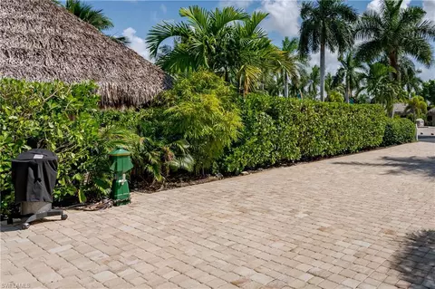 13565 Snapper Ln, Naples, FL 34114 photo 9