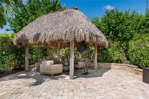 13565 Snapper Ln, Naples, FL 34114