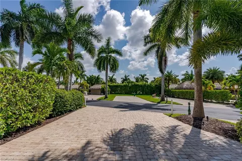 13565 Snapper Ln, Naples, FL 34114 photo 11