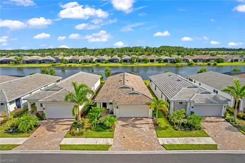 16740 Seasons Coast Dr, Bonita Springs, FL 34135