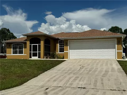 814 Jefferson Ave, Lehigh Acres, FL 33936