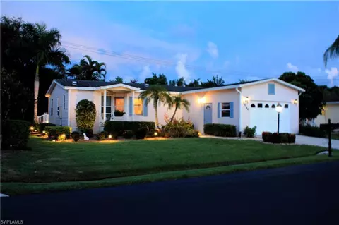 26184 Bonita Fairways Cir, Bonita Springs, FL 34135