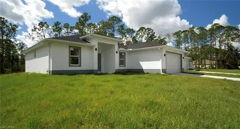 2804 8th St SW, Lehigh Acres, FL 33976