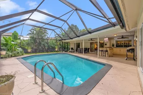 2525 Kings Lake Blvd, Naples, FL 34112