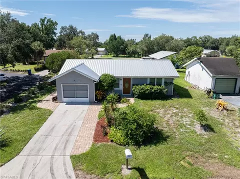 2005 Showboat Ln, Labelle, FL 33935