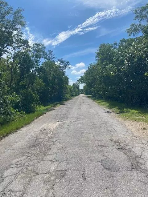 78 Otter Ave, Everglades City, FL 34139