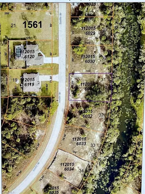 Jacoby Cir, North Port, FL 34288