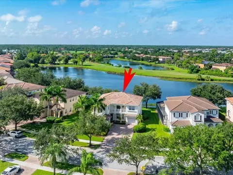2051 Par Dr, Naples, FL 34120