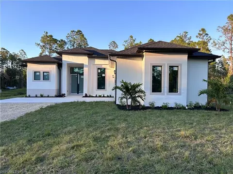 4132 10th Ave NE, Naples, FL 34120