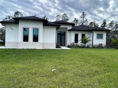 4144 10th Ave NE, Naples, FL 34120