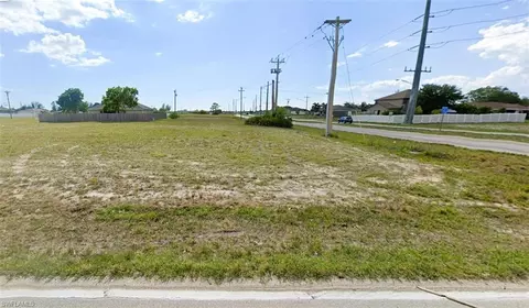 2310 Santa Barbara Blvd N, Cape Coral, FL 33993