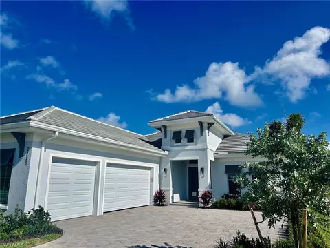 9720 Moonflower Ln, Naples, FL 34114