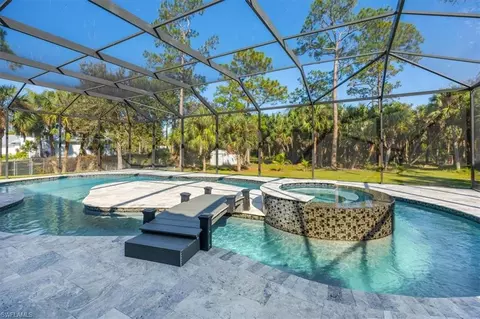 254 17th St NW, Naples, FL 34120