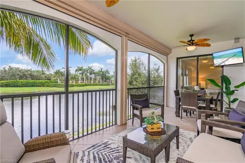 9499 Napoli Ln #201, Naples, FL 34113