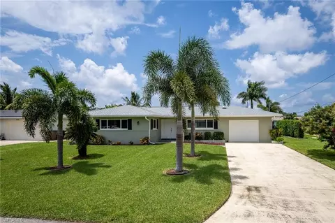 4224 SE 9th Ave, Cape Coral, FL 33904