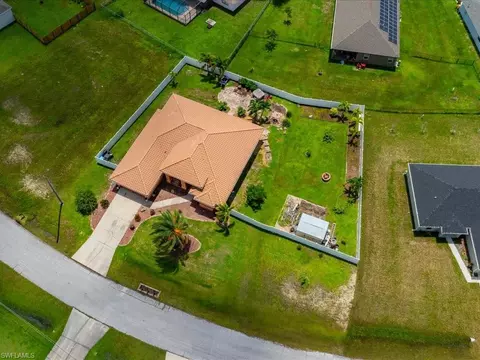 1820 NW 13th St, Cape Coral, FL 33993