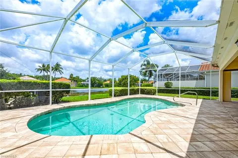 5211 Hawkesbury Way, Naples, FL 34119