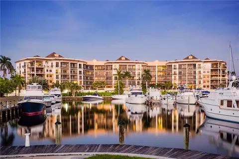 5704 Cape Harbour Dr #305, Cape Coral, FL 33914
