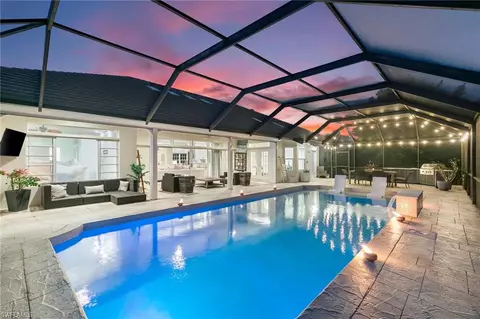 2030 Teagarden Ln, Naples, FL 34110