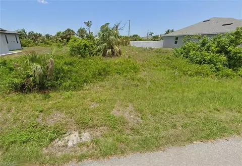 9445 Miami Cir, Port Charlotte, FL 33981