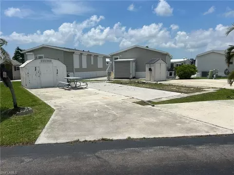 11661 Fox Sparrow Dr, Fort Myers, FL 33908