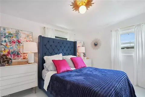 1340 Delmar Ln, Naples, FL 34104