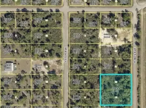 113 Hines Ave, Lehigh Acres, FL 33936