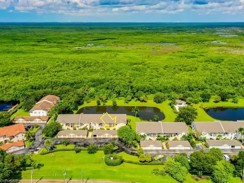 302 Newport Dr #1506, Naples, FL 34114