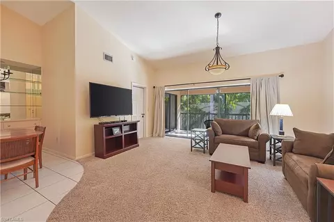 7116 Lakeridge Ct #205, Fort Myers, FL 33907
