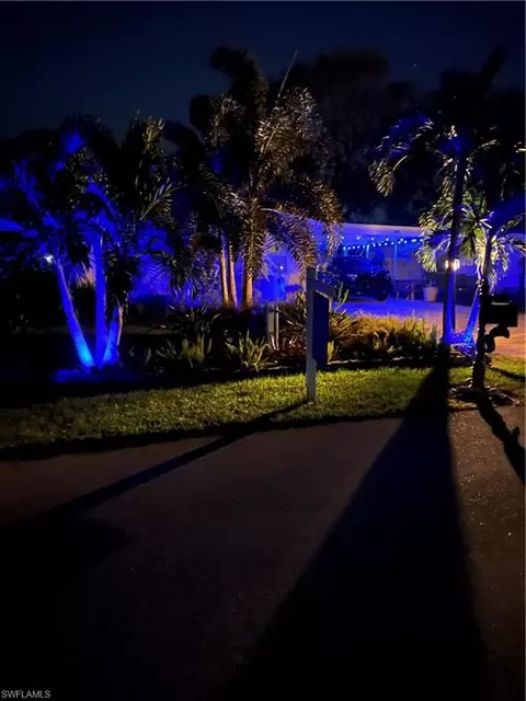 288 Riverwood Rd, Naples, FL 34114