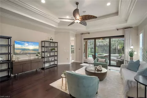 6565 Roma Way, Naples, FL 34113