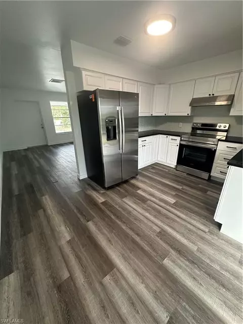 1200 Jeronimo Dr, Naples, FL 34103 photo 4