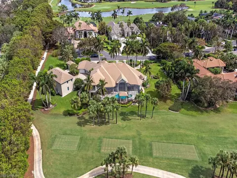 View/Area - 2835 Silverleaf Ln, Naples, FL 34105 photo 5 of 6