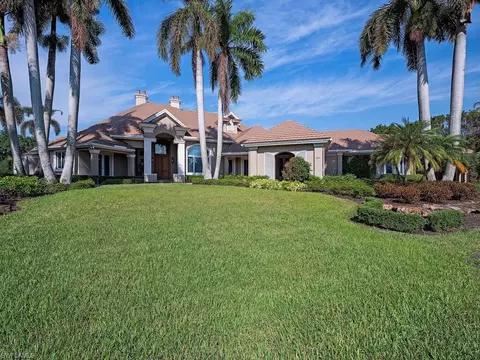 Exterior - 2835 Silverleaf Ln, Naples, FL 34105 photo 1 of 15