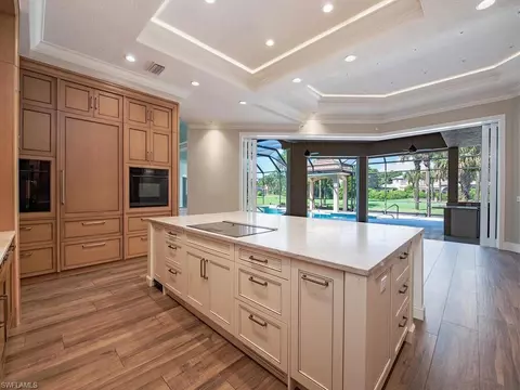 Kitchen - 2835 Silverleaf Ln, Naples, FL 34105 photo 3 of 4