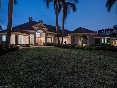 Exterior - 2835 Silverleaf Ln, Naples, FL 34105 photo 4 of 15