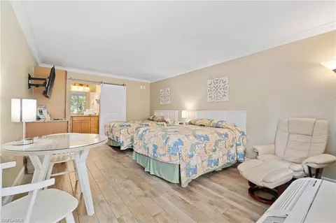 2555 Tamiami Trl N #131, Naples, FL 34103
