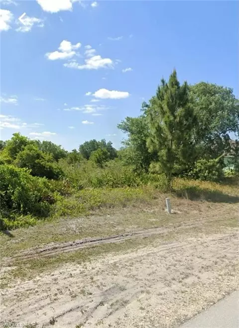 4629 Dora Ave N, Lehigh Acres, FL 33971