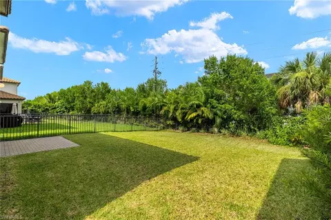 9003 Madrid Cir, Naples, FL 34104 photo 14