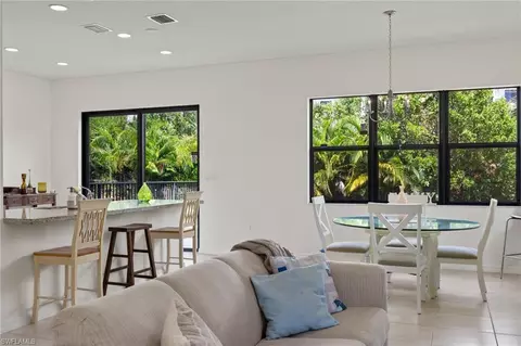 9003 Madrid Cir, Naples, FL 34104 photo 10