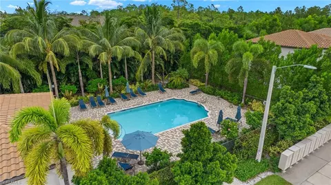 9003 Madrid Cir, Naples, FL 34104 photo 17