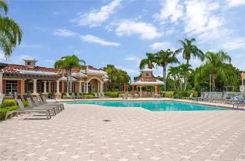 13901 Avon Park Cir #104, Fort Myers, FL 33912