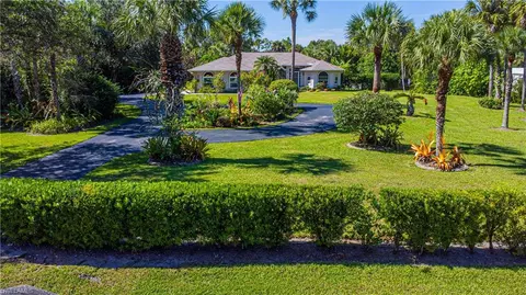 1740 10th Ave NE, Naples, FL 34120