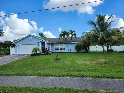 5121 22nd Ave SW, Naples, FL 34116