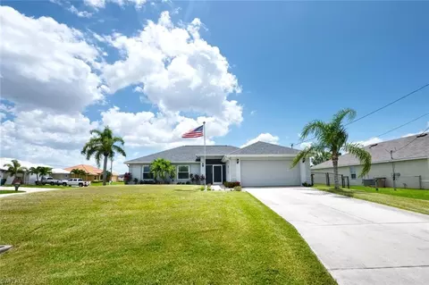 2100 SW 12th Ln, Cape Coral, FL 33991