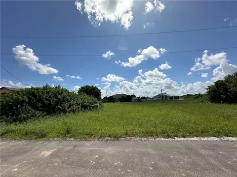 804 Curtis Ave N, Lehigh Acres, FL 33971