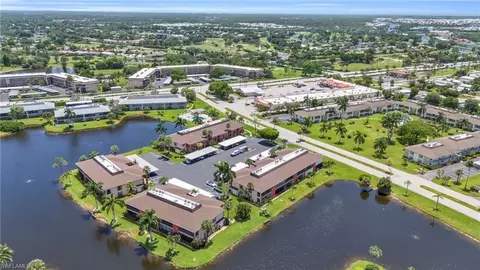344 Charlemagne Blvd #F105, Naples, FL 34112