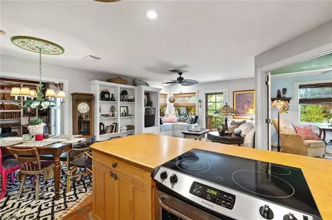 1257 11th St N, Naples, FL 34102 photo 10